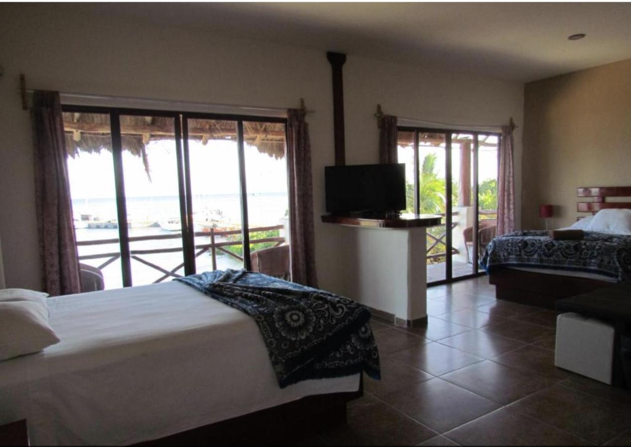 Porto Coral Hotel & Suites 체투말 외부 사진