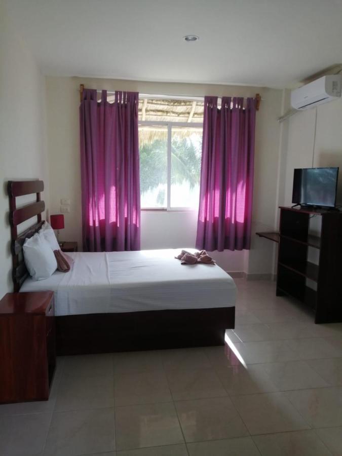 Porto Coral Hotel & Suites 체투말 외부 사진