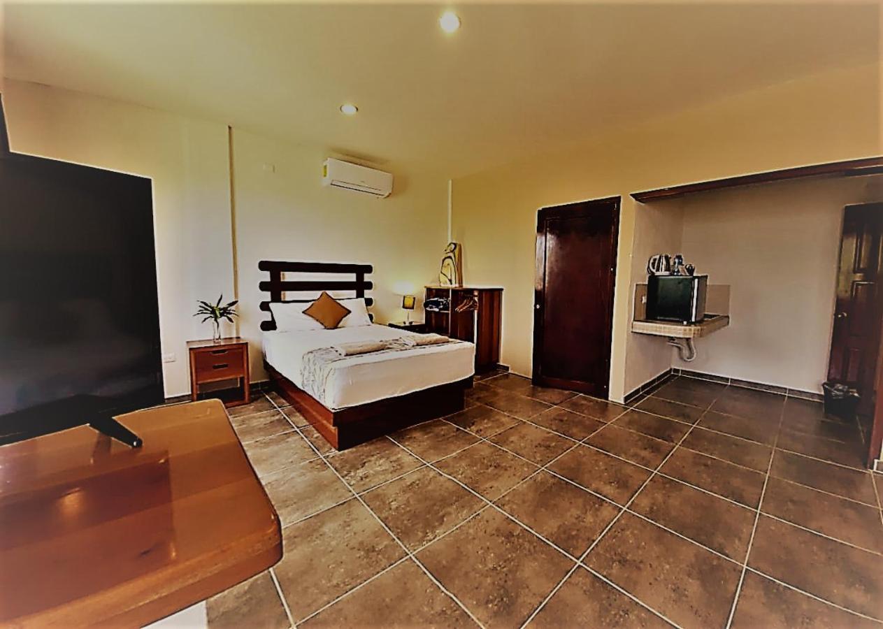 Porto Coral Hotel & Suites 체투말 외부 사진
