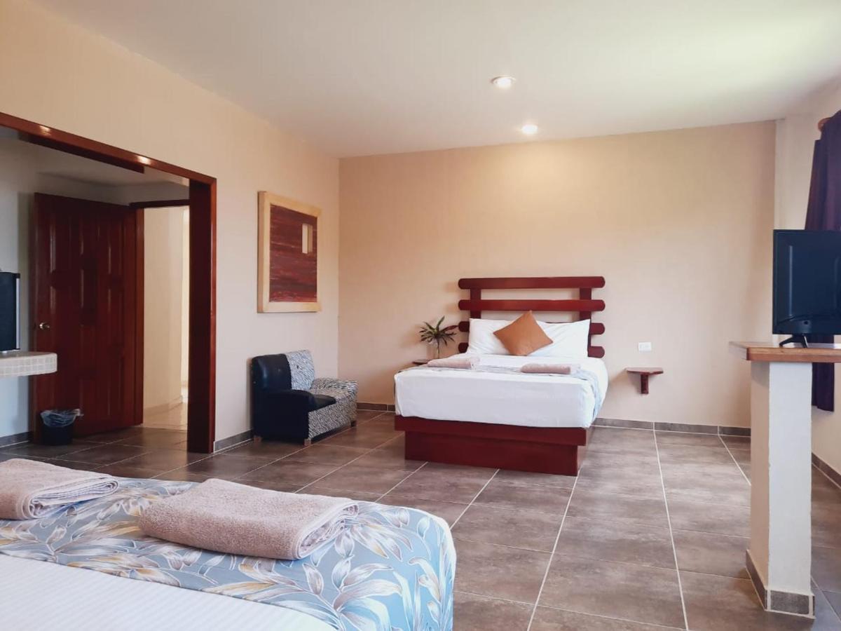 Porto Coral Hotel & Suites 체투말 외부 사진