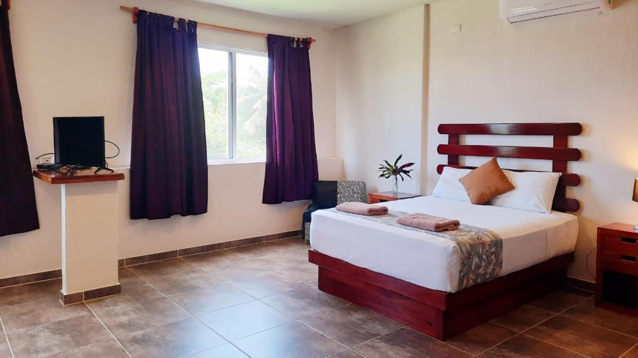 Porto Coral Hotel & Suites 마아우알 외부 사진